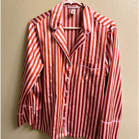 Victoria's Secret Other - Victoria’s Secret Long Sleeve Sleep Shirt Size Small Red and Pink Striped